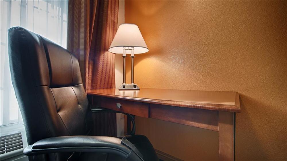 Cloverdale Wine Country Inn & Suites Quarto foto
